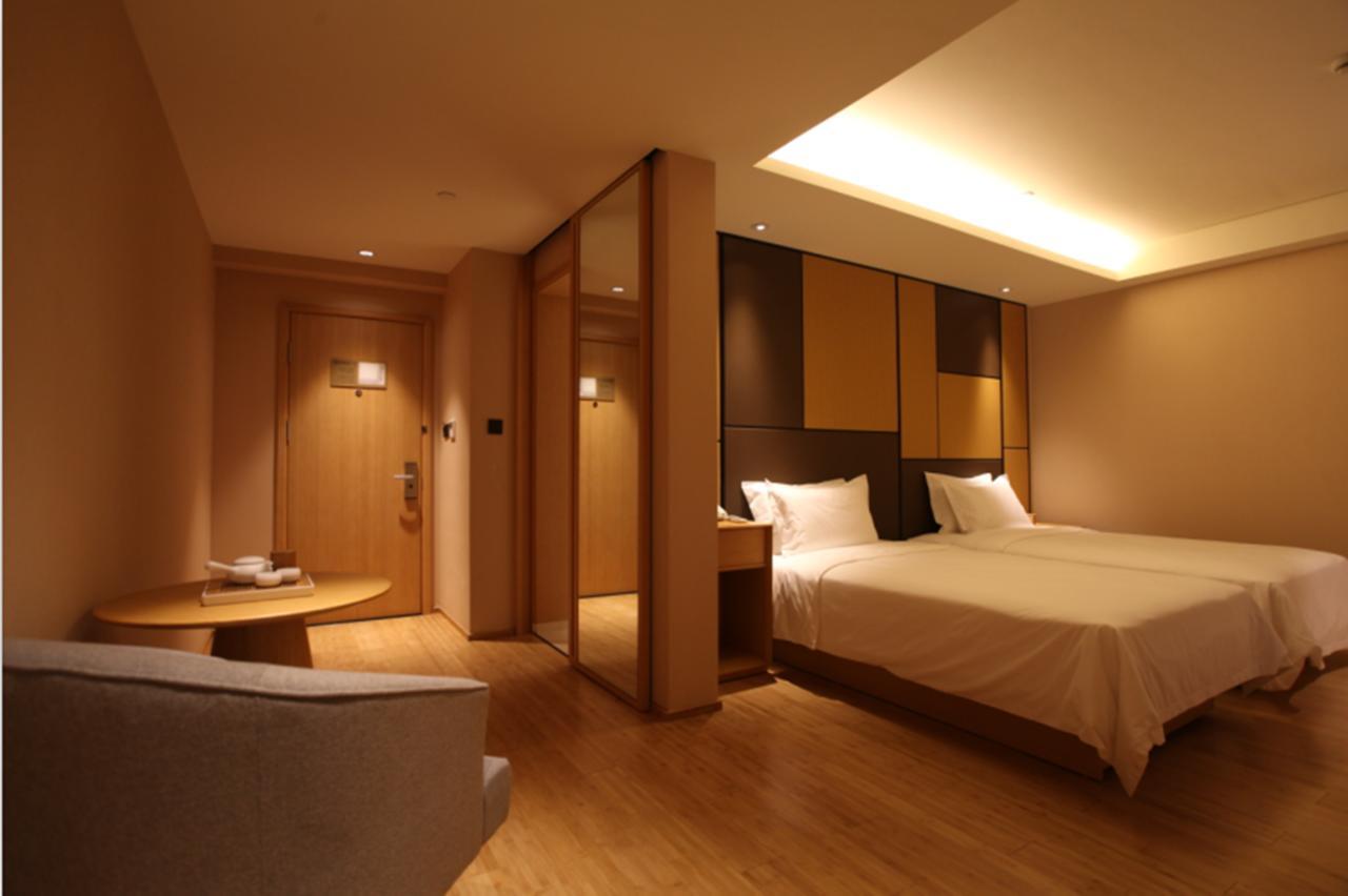 Ji Hotel Shanghai Kangqiao Xiuyan Road ภายนอก รูปภาพ